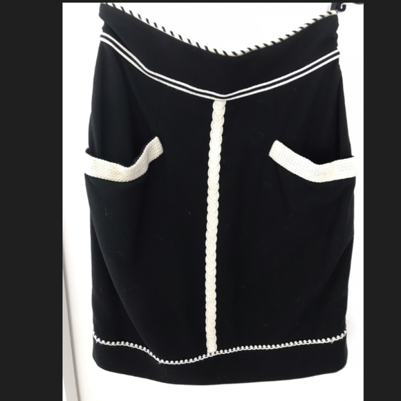 CHANEL Dresses & Skirts - CHANEL Skirt 1000% AUTHENTIC CC Lined!